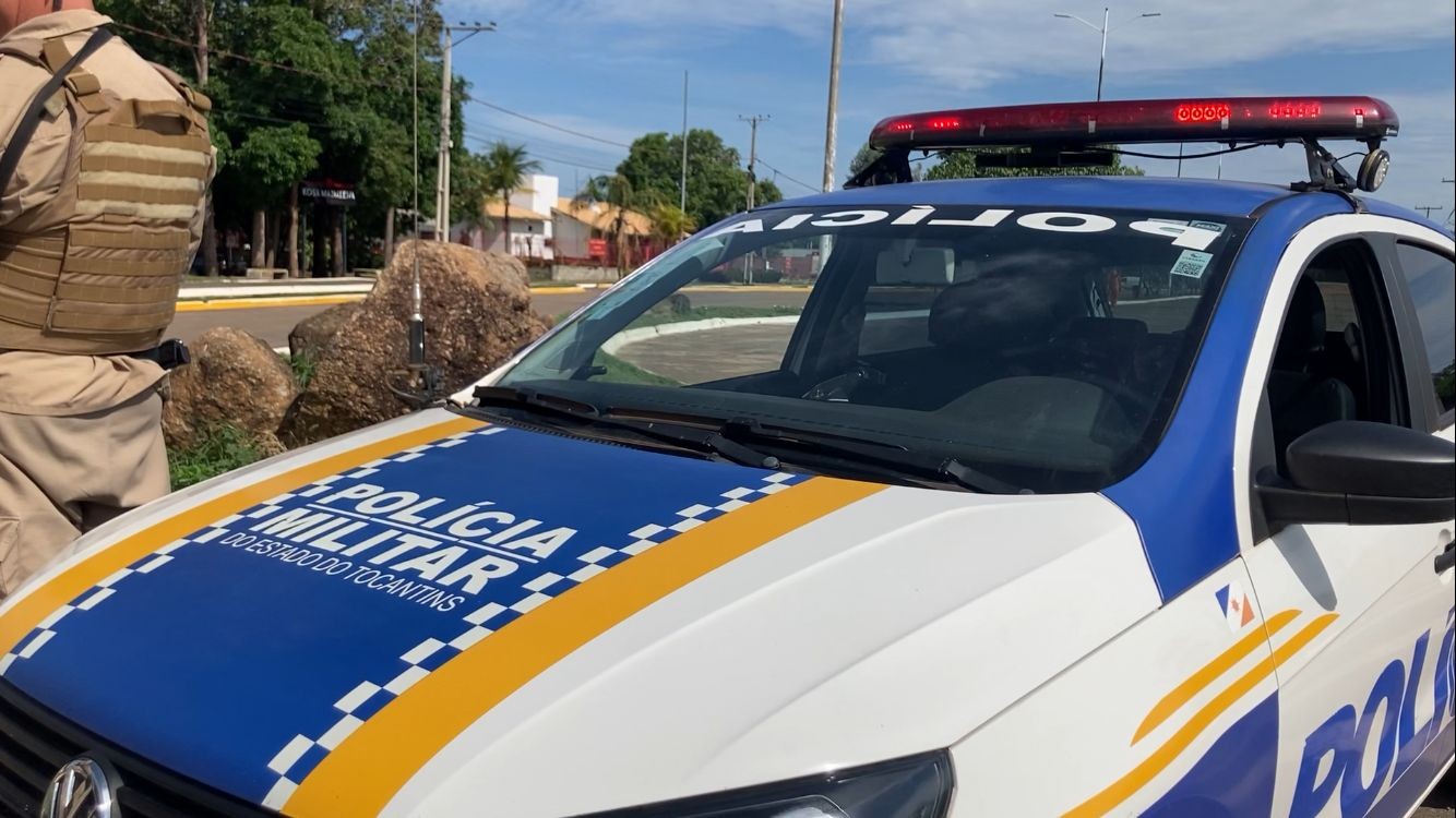 Professores trancam salas e escondem crianças após suspeito de furto invadir creche