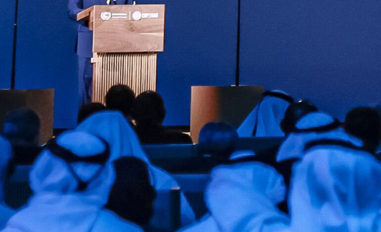 cop28:-em-vez-de-unir-forcas,-o-mundo-trava-guerras,-diz-lula