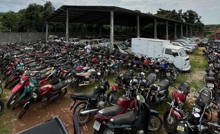 detran-leiloa-mais-de-600-veiculos-apreendidos;-lances-variam-entre-r$-20-a-r$-2-mil