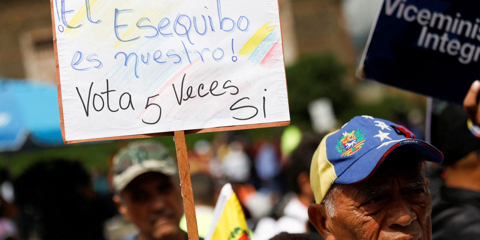 Venezuela consulta neste domingo eleitores sobre disputa com Guiana