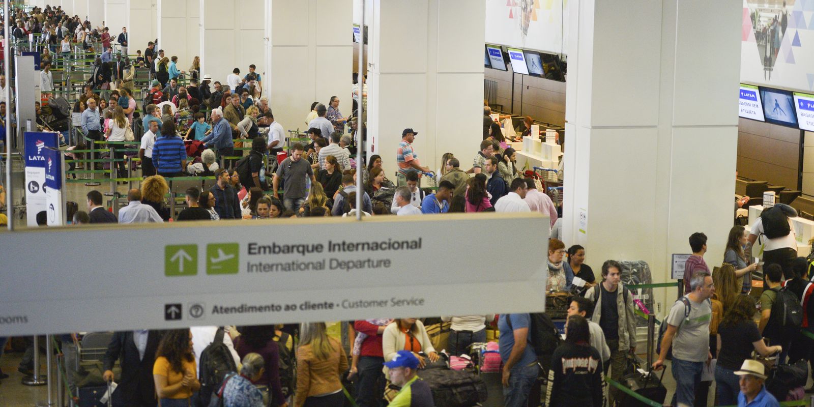 CNC: vendas do varejo deverão ter crescimento real de 1,5%, em 2024