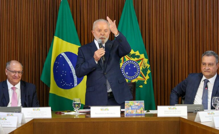 lula-pede-que-acoes-do-governo-sejam-agregadas-em-uma-unica-marca