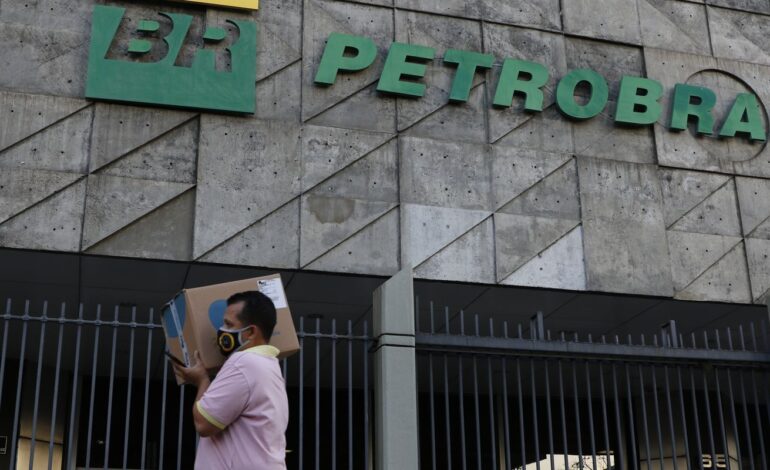 cgu-constata-que-petrobras-vendeu-refinaria-abaixo-do-preco