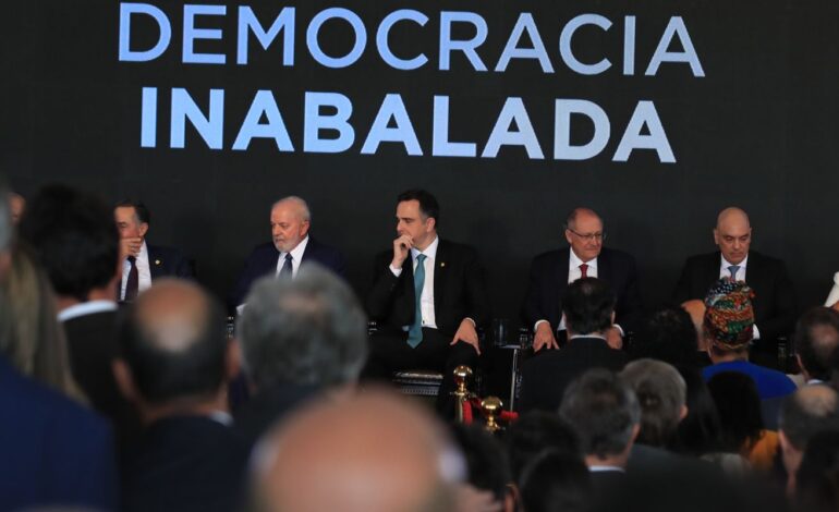 Moraes garante que todos envolvidos no 8/1 serão responsabilizados