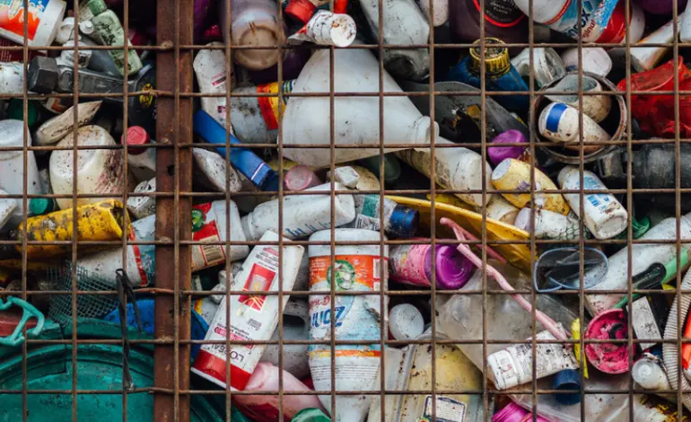 industria-do-plastico-escondeu-limitacoes-da-reciclagem-e-gerou-crise-ambiental,-diz-estudo