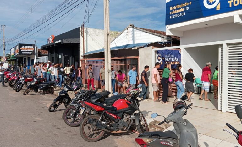 noivos-fazem-fila-para-garantir-vaga-em-casamento-comunitario-no-tocantins