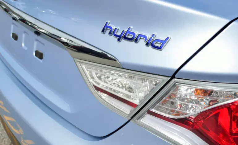 montadoras-apostam-no-mercado-brasileiro-de-carros-eletricos-e-hibridos