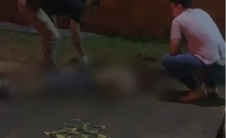 homem-e-encontrado-coberto-de-sangue-em-rua-e-confessa-assassinato,-diz-policia