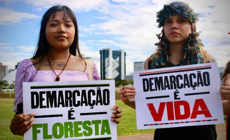 governo-demarcara-seis-novas-terras-indigenas-em-abril,-diz-guajajara