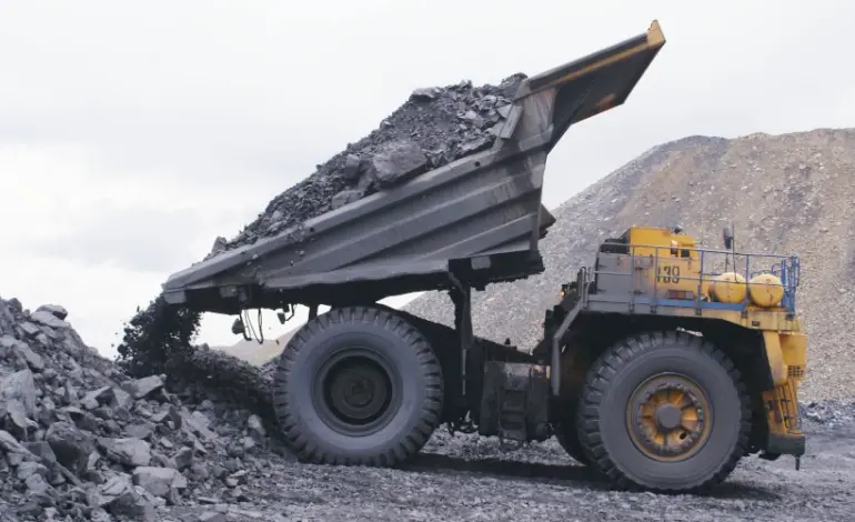 a-despeito-da-urgencia-climatica,-capacidade-eletrica-a-carvao-continuou-aumentando-em-2023