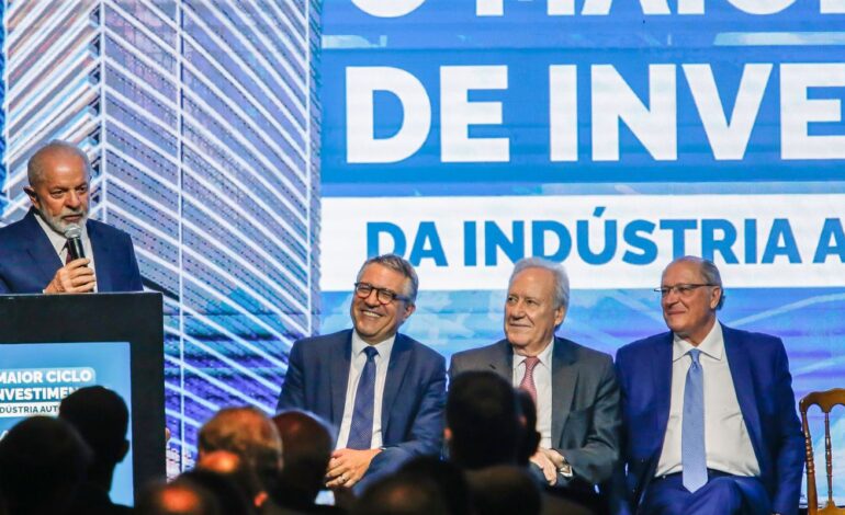 lula-elogia-atuacao-de-padilha-na-articulacao-politica