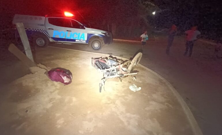 Motociclista morre após bater em ônibus escolar que levava crianças da zona rural