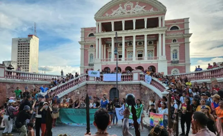 indigenas-protestam-contra-projeto-de-exploracao-de-potassio-no-amazonas