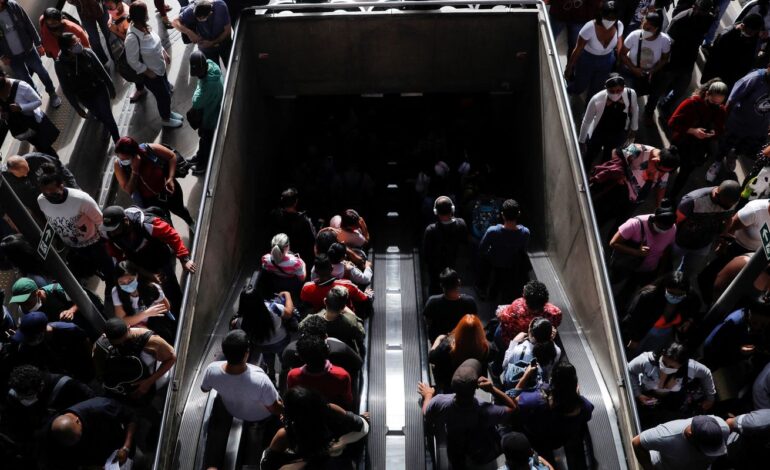 Queda da desigualdade acelera crescimento do país, diz economista