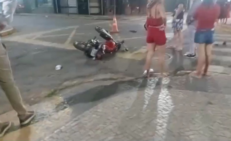 motociclista-morre-apos-ser-atropelado-por-carro-em-cruzamento,-diz-pm