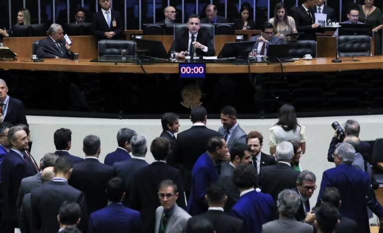 votacao-de-vetos-as-leis-de-saidinha-e-defesa-da-democracia-e-adiada