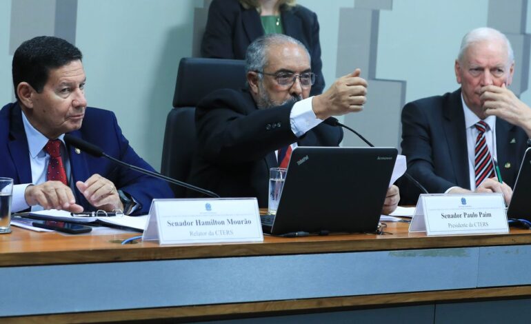 paim-cobra-inclusao-do-governo-federal-em-plano-de-comissao-sobre-rs