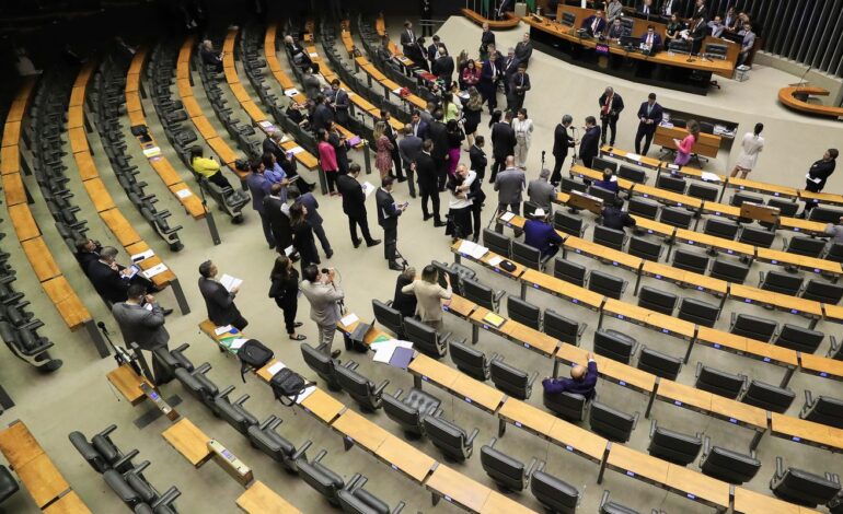 camara-mantem-dispensa-de-registro-biometrico-de-deputados-do-rs