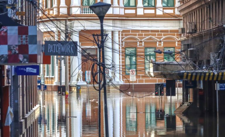 Lula sanciona lei que suspende dívida do RS com a União por três anos