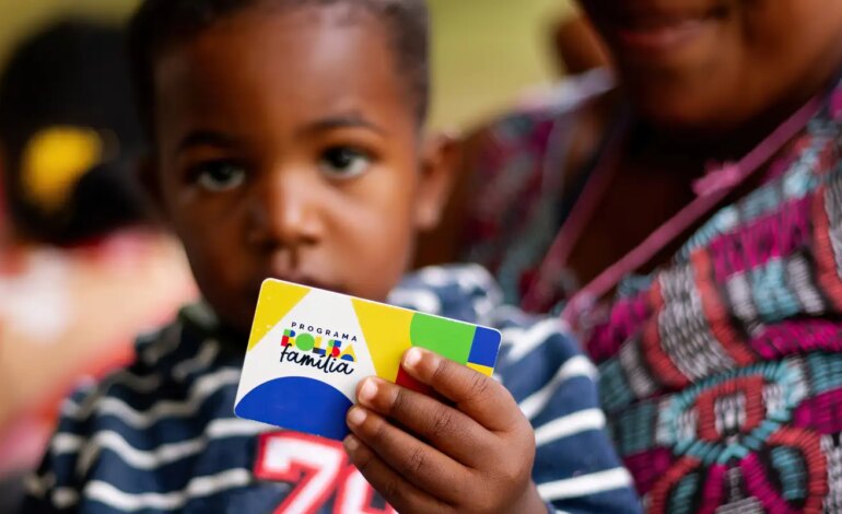 caixa-paga-bolsa-familia-a-beneficiarios-com-nis-de-final-3