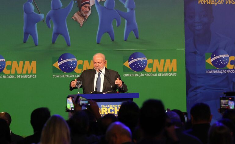 lula-anuncia-medidas-para-aliviar-cofres-de-prefeituras