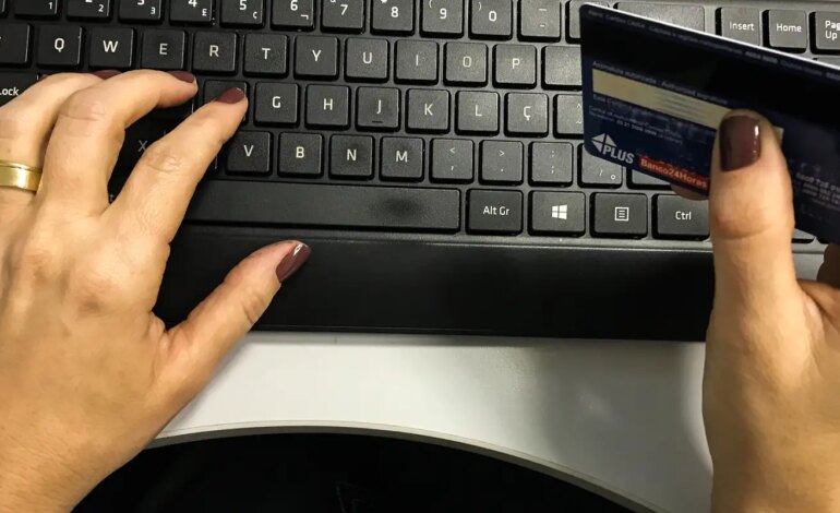 Haddad descarta taxar comércio online para compensar desoneração