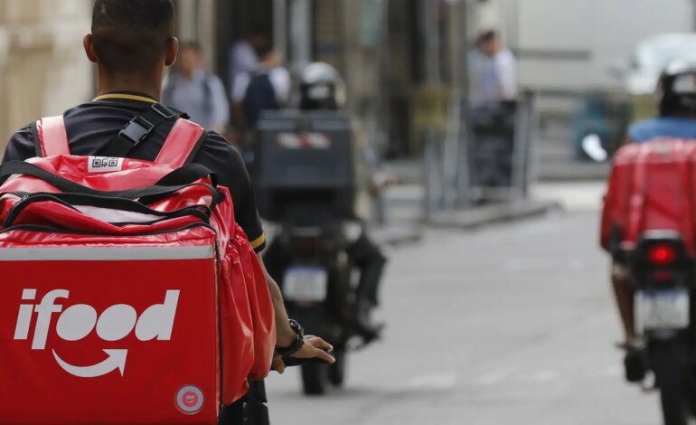 trabalhador-de-aplicativo:-sem-protecao-social,-mas-contra-a-regulacao