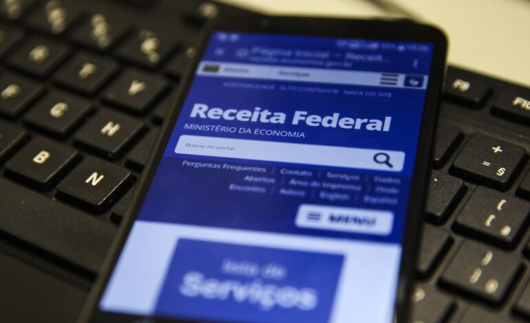 declaracoes-de-ir-entregues-chegam-a-42-milhoes-e-superam-2023