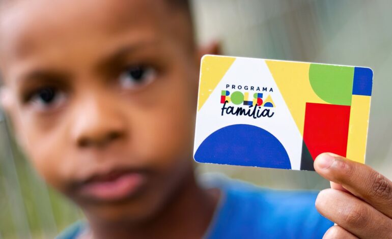 caixa-comeca-a-pagar-bolsa-familia-de-junho