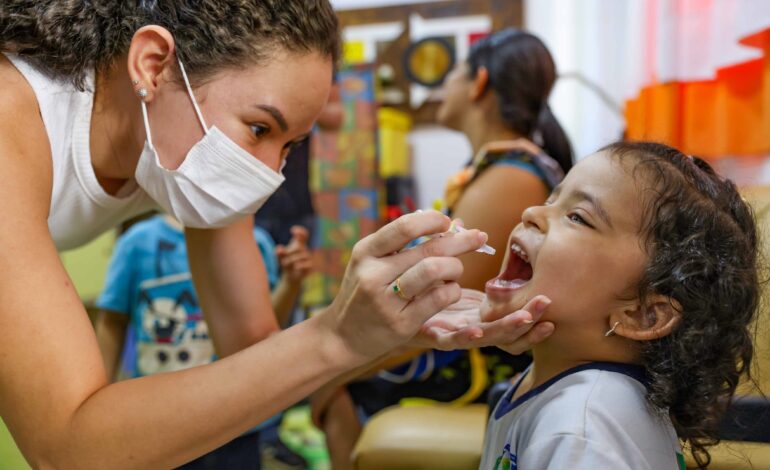 Com apenas 6% do público imunizado, vacinação contra a poliomielite é prorrogada até 30 de junho
