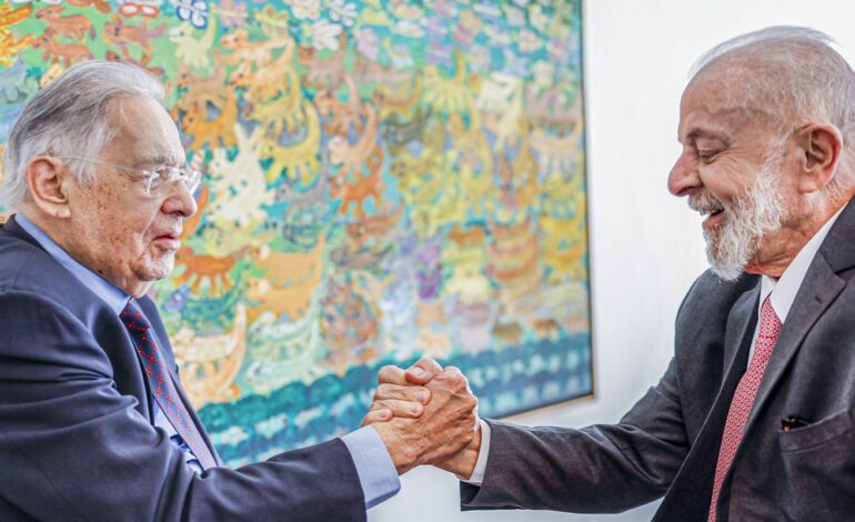 em-agenda-privada-em-sp,-lula-visita-fhc,-noam-chomsky-e-raduan-nassar