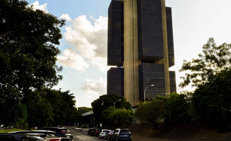 bc-define-que-pix-automatico-sera-lancado-em-junho-de-2025