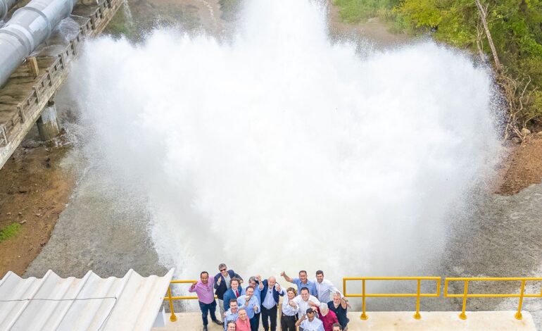 lula-inaugura-obra-que-leva-agua-ao-interior-do-estado-da-paraiba