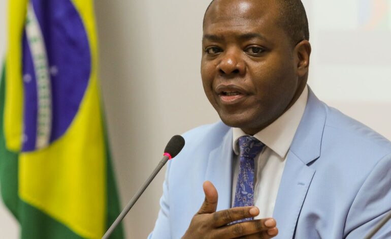 ministerio-das-mulheres-diz-que-denuncias-contra-almeida-sao-“graves”