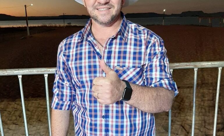 cantor-sertanejo-sofre-infarto-apos-show-e-e-levado-as-pressas-para-uti
