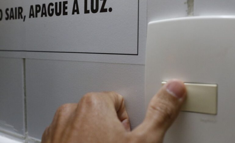 energia-eletrica-puxa-queda-de-precos-em-agosto,-diz-ibge