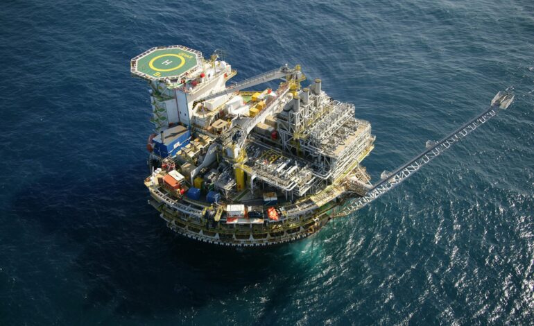 brasil-abriu-mao-de-r$-260-bilhoes-em-impostos-para-petroleiras,-revela-inesc