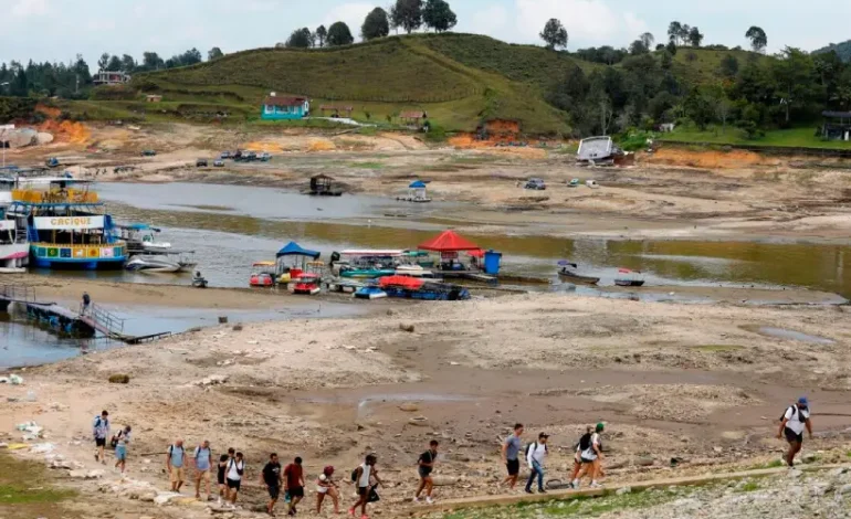 maior-seca-em-60-anos-forca-racionamento-de-energia-no-equador