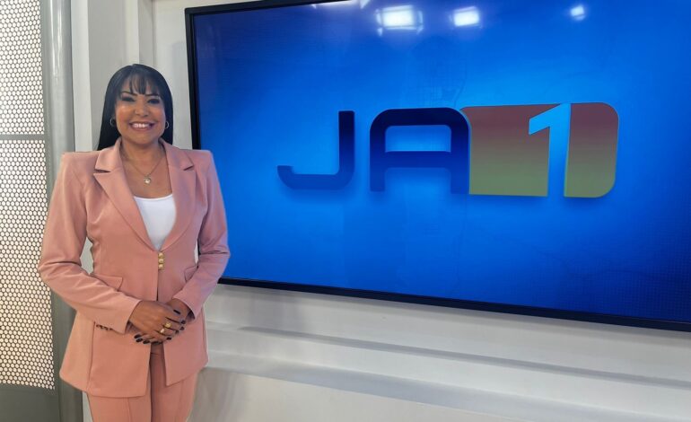 veja-como-foi-a-entrevista-de-janad-valcari-(pl)-no-ja1