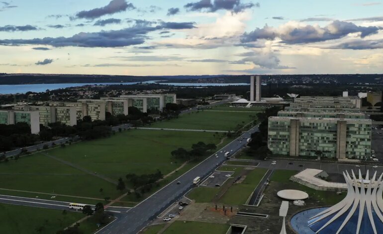 cnc-pede-reforma-administrativa-para-barrar-avanco-da-divida-publica