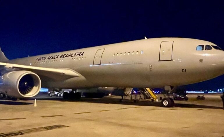 aviao-que-vai-repatriar-brasileiros-no-libano-segue-para-beirute