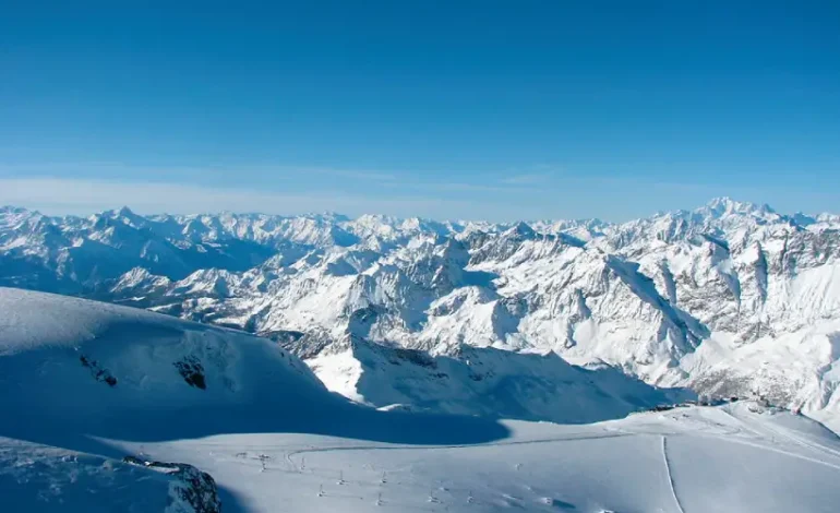 crise-climatica-derrete-geleiras-dos-alpes-e-faz-suica-e-italia-alterarem-fronteira