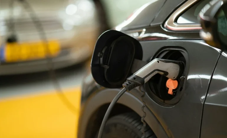 ue-aprova-taxacao-sobre-veiculos-eletricos-da-china