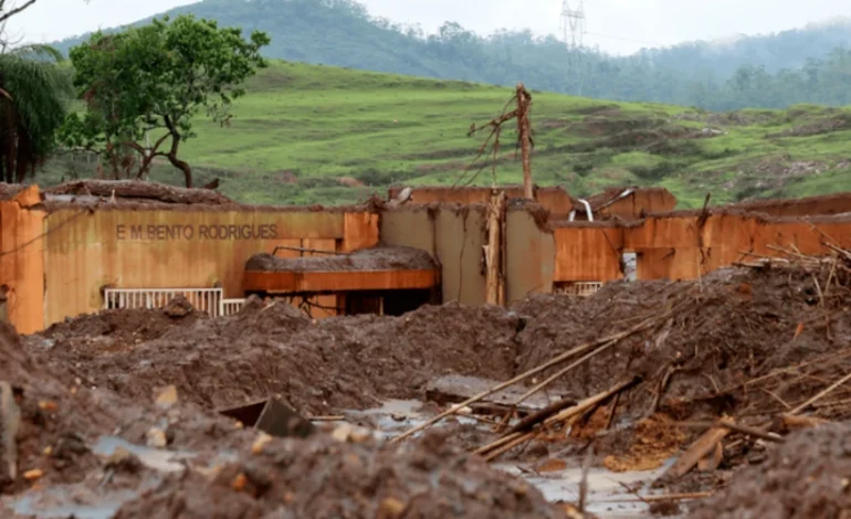 justica-absolve-vale,-bhp-e-samarco-por-desastre-de-mariana
