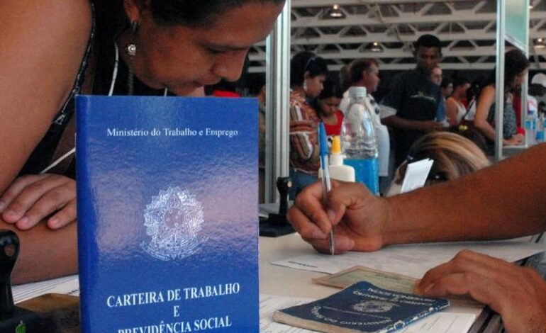 dieese-expoe-diferenca-de-renda-entre-negros-e-brancos-no-brasil