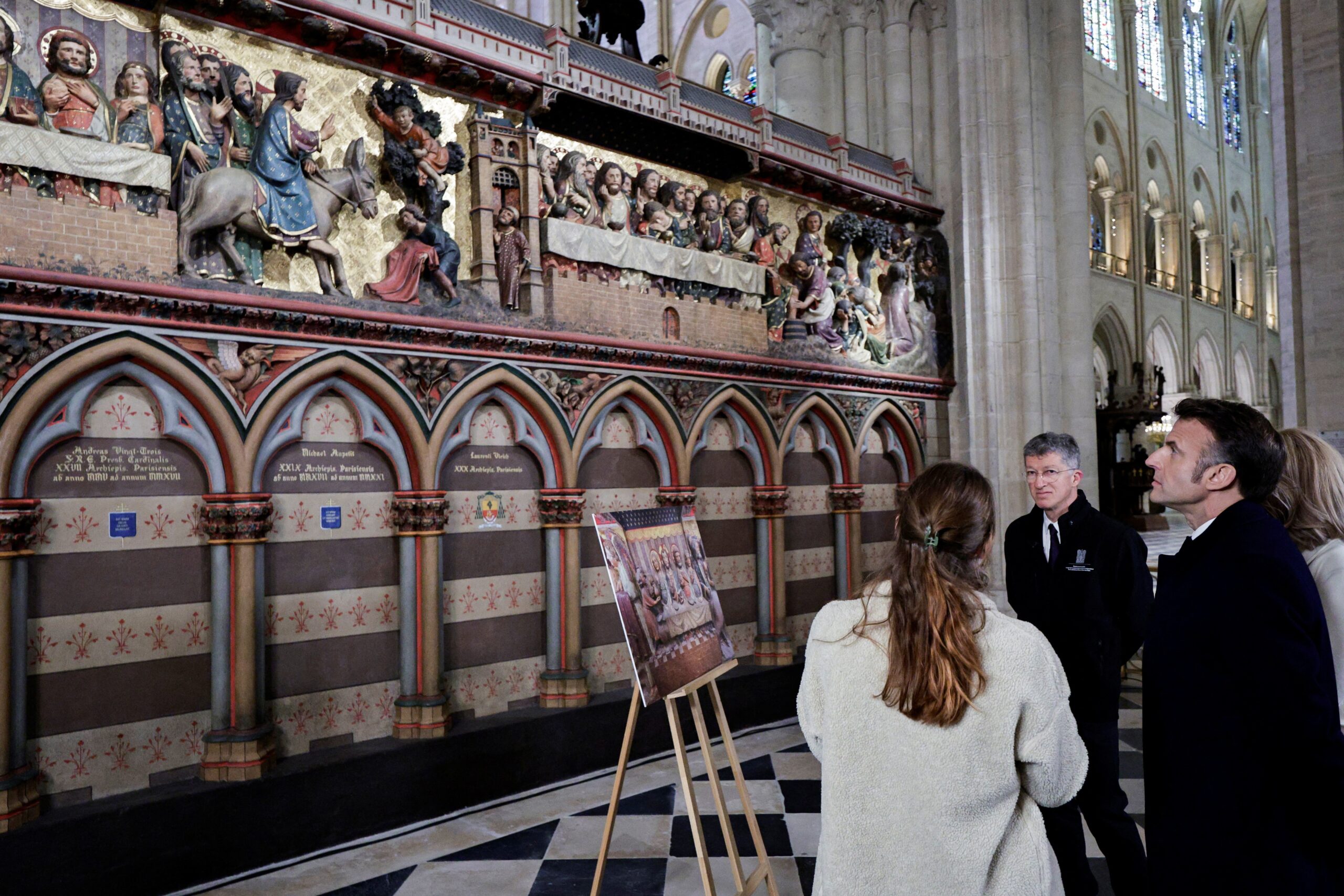 França revela primeiras imagens da Catedral de Notre Dame restaurada após incêndio
