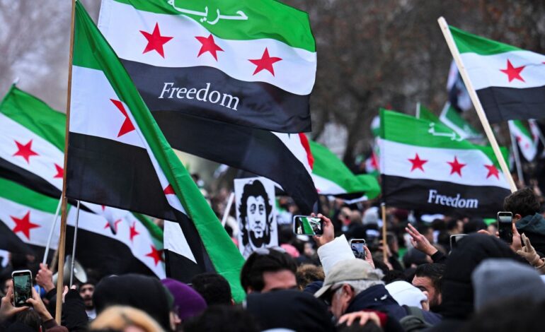 siria:-potencias-estrangeiras-apoiaram-13-anos-de-guerra-contra-assad