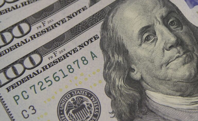 dolar-sobe-para-r$-6,08-apos-iniciar-dia-em-queda