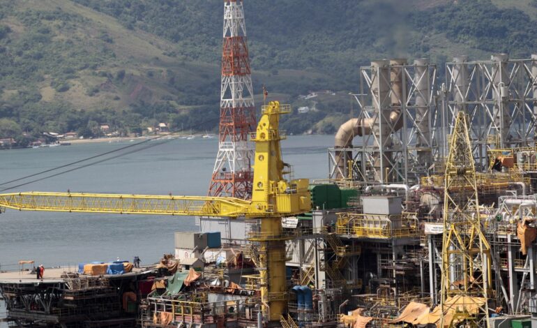 projeto-que-muda-regra-na-area-de-petroleo-e-gas-e-aprovado-na-camara