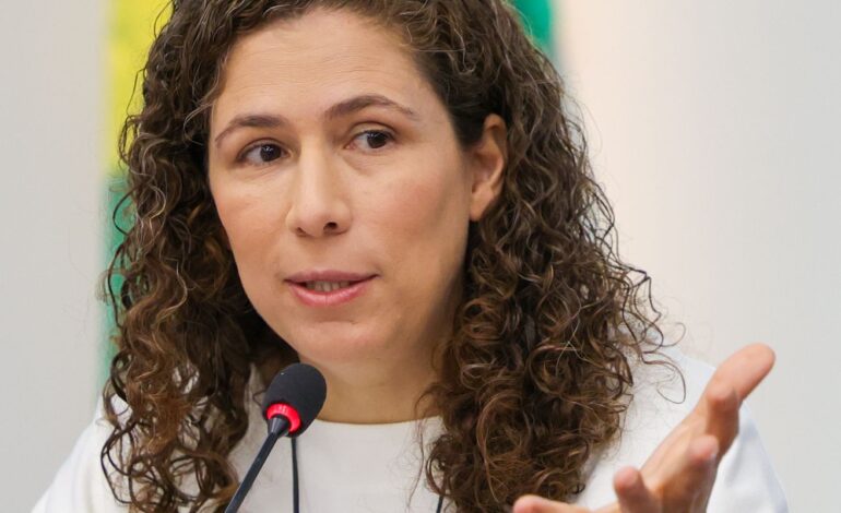 ministros-assinam-acordos-de-cooperacao-para-modernizar-estatais
